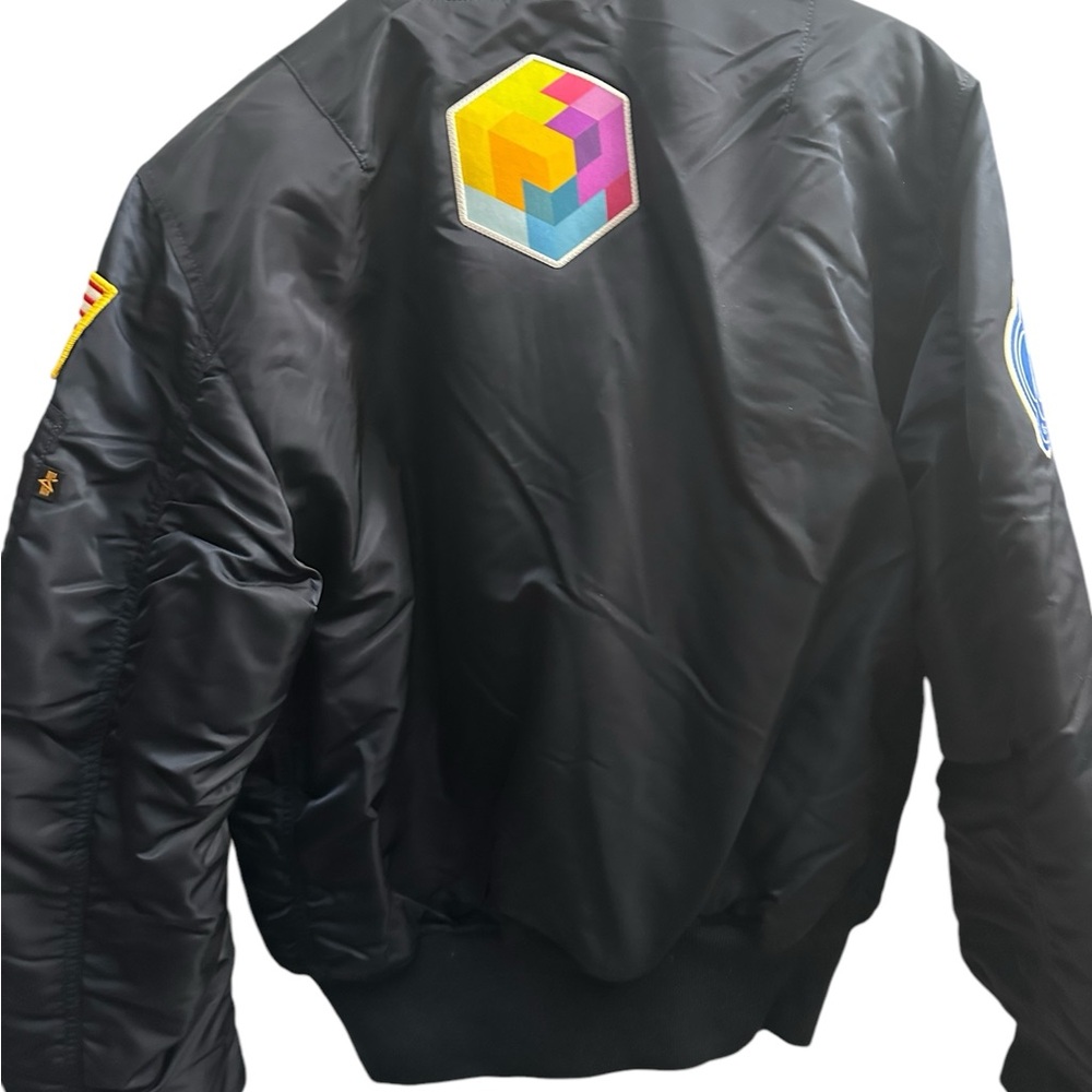 Alpha Industries x NASA MA-1 Reversible Flight Jacket NWT MEDIUM Replica Blue - Picture 16 of 16